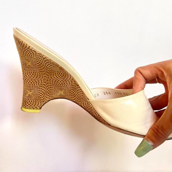 Authentic Armani Psychedelic Optical Illusion White Logo Wedges size 5.5 - Picture 1 of 4